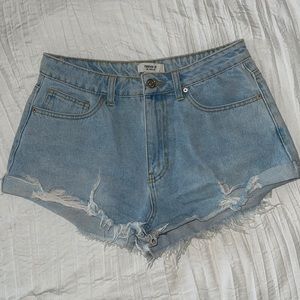 Forever 21 size 28 shorts light washed